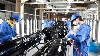 Efficient U.S. factories compete with Chinas cheap labor